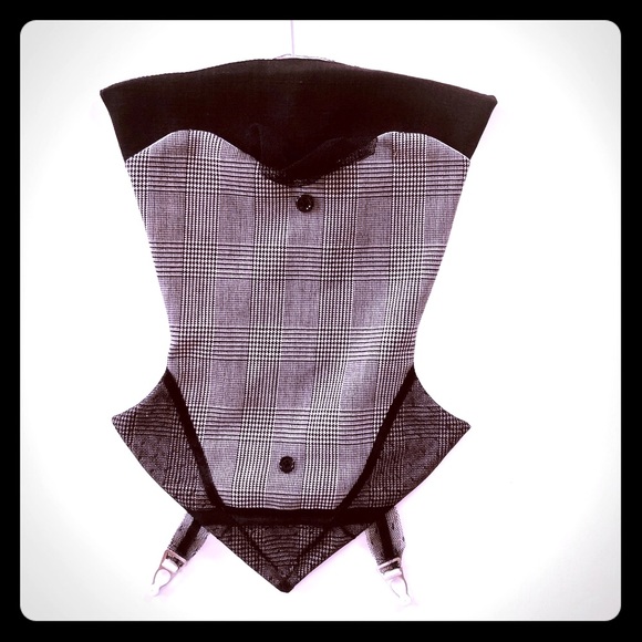 Victorian corset shape multifunction accessory bag - Picture 1 of 10